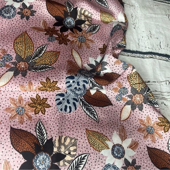 NWT Loft Pink Floral Print Fluted Midi Skirt Size 4 - Picture 9 of 12